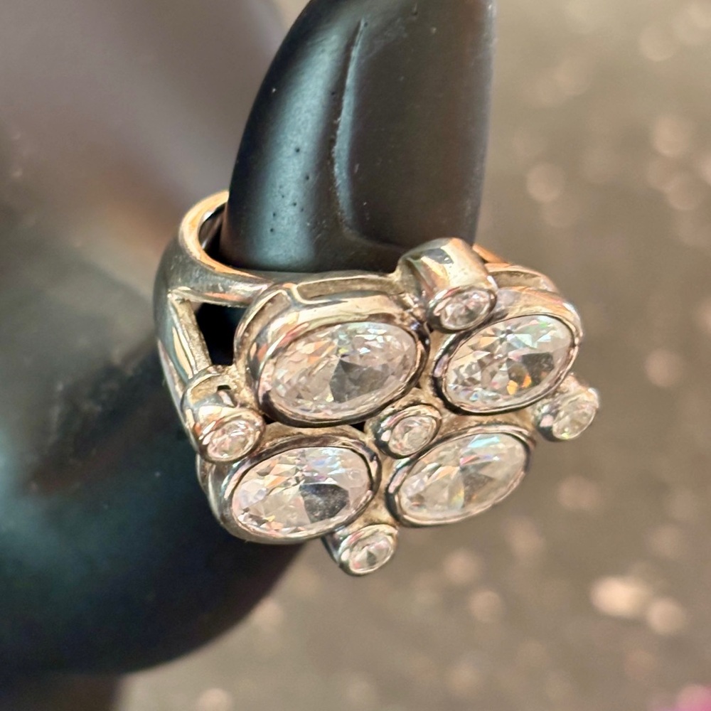 Elegant 925 Thai Silver Cubic Zirconia Cluster Statement Ring